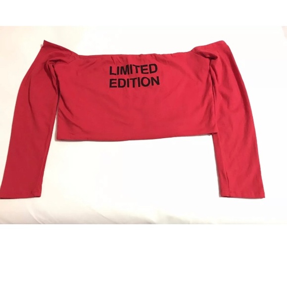FASHION NOVA- Red Crop Top Long Sleeve - Picture 2 of 8